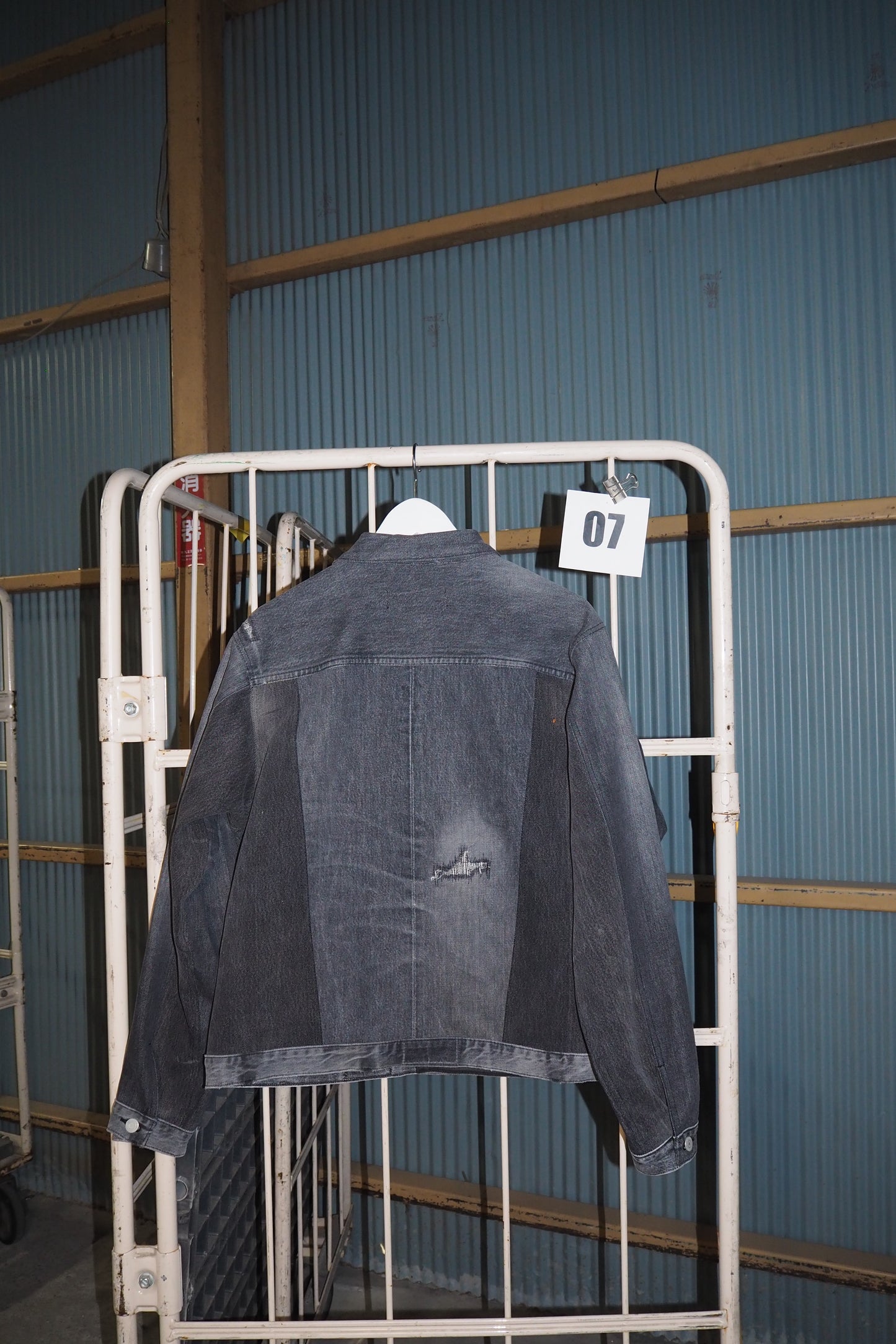 T JACKET 7