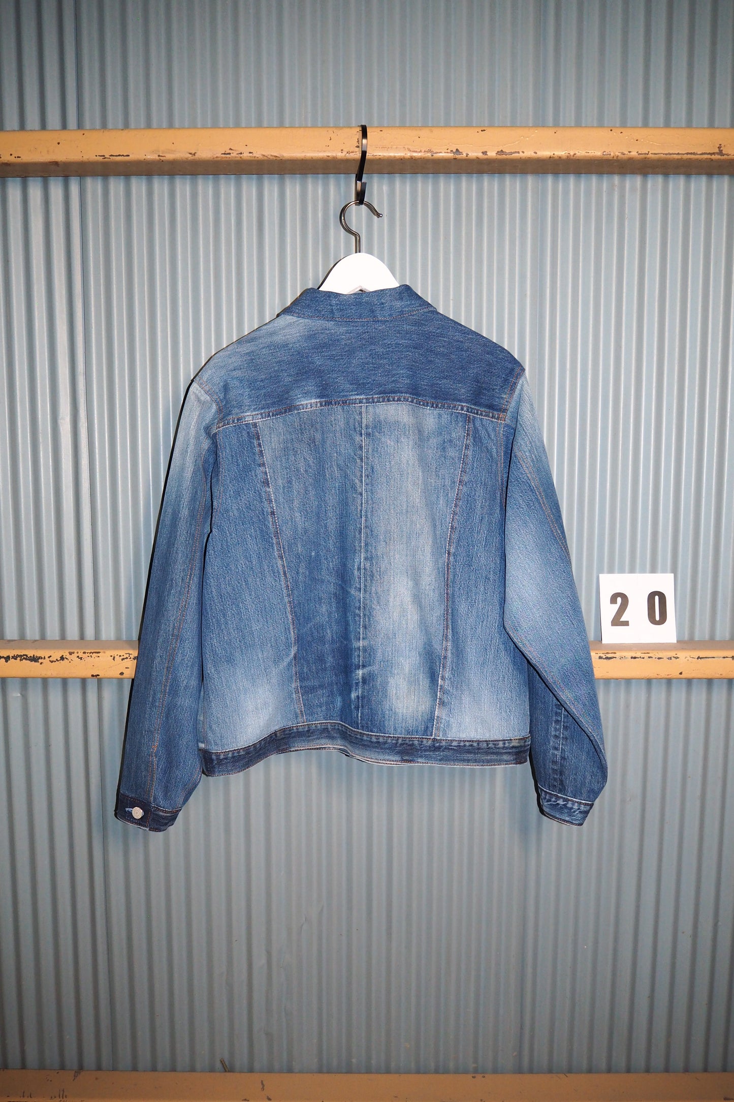 T JACKET 20